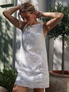 NEW: DÔEN Lucina Embroidered Linen Mini Dress - Medium
